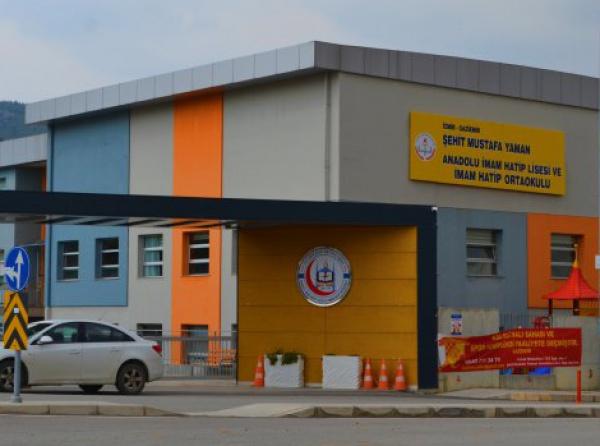 Şehit Mustafa Yaman Anadolu İmam Hatip Lisesi Fotoğrafı